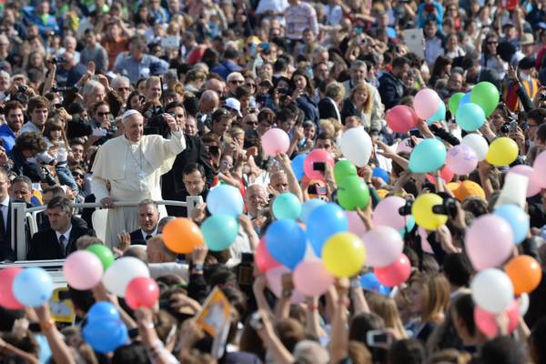 Pope Francis during the general audience in St. Peter square, Vatican City, Vatican, 29 October 2013.                ANSA / MAURIZIO BRAMBATTI