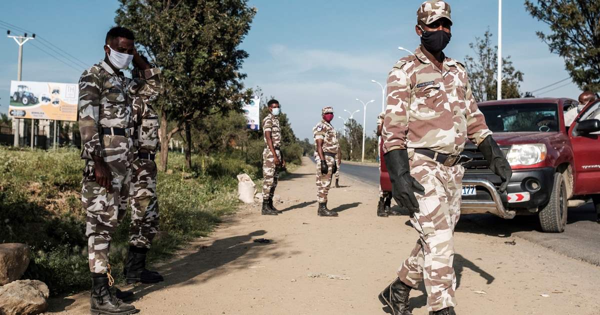 Soldati-etiopici-ad-un-posto-di-blocco