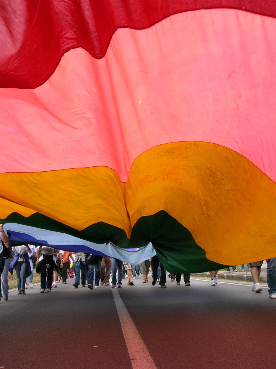 Da Casalmaggiore oltre 100 persone