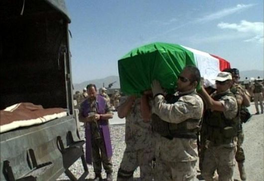 Via dalla guerra in Afghanistan!