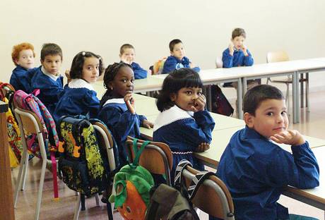 Scuola, Gelmini: tetto del 30% per gli stranieri