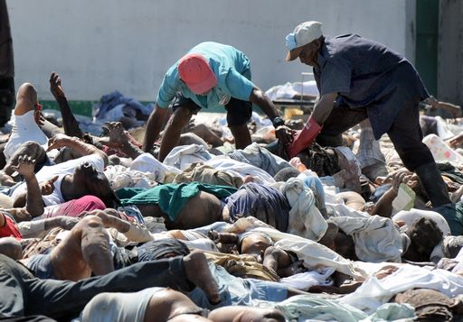 Haiti, nelle tendopoli ai tempi del colera. "Senso di morte e caccia all'untore"