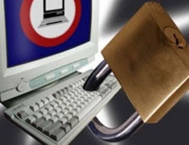 Il bavaglio colpisce anche la rete