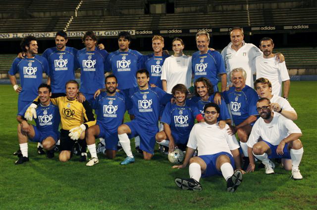 Nazionale Calcio Attori a Padova, per le popolazioni alluvionate del Padovano ed i bambini del Pakistan