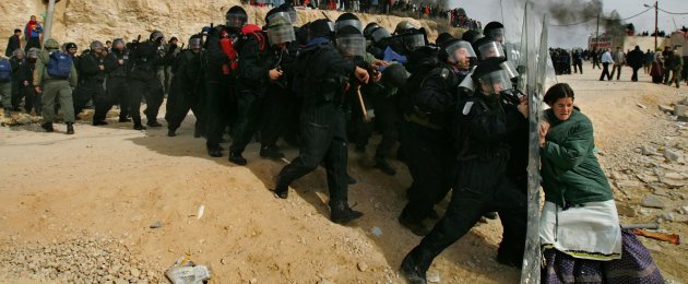 Sfruttati dal nemico