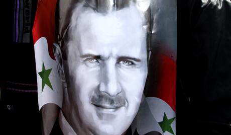 Siria, il premier abbandona Assad