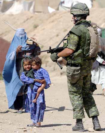 La Camera rifinanzia la guerra in Afghanistan