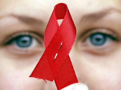 Giornata Mondiale di lotta all’Aids: “Dati, maneggiare con cura. Rilanciare la lotta all’Aids”