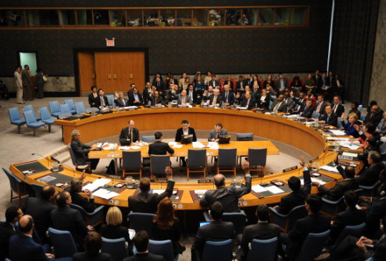 L'ONU divisa sulle sanzioni, combattimenti a Damasco
