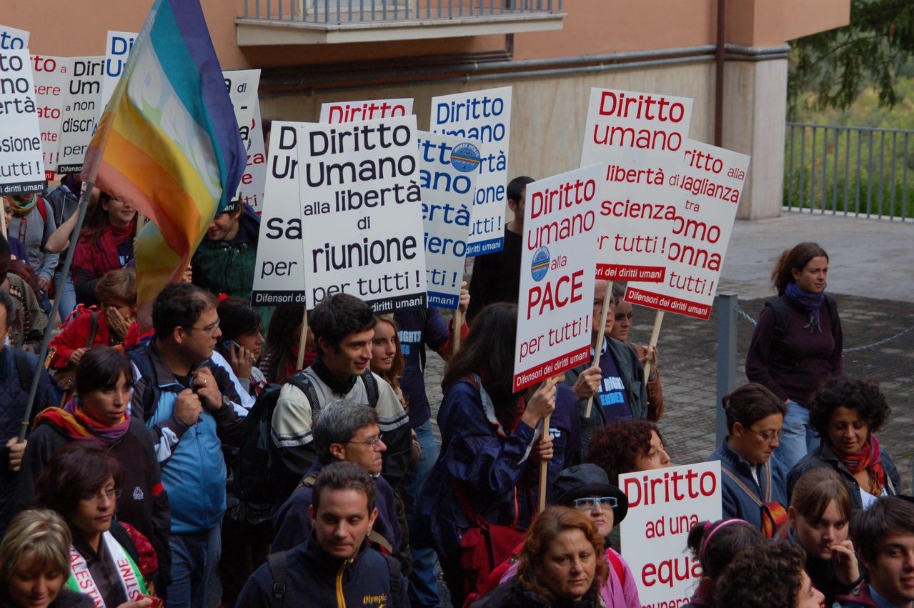 Diritti umani: l’Italia deve fare di più!