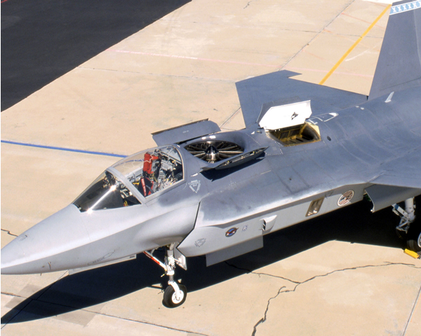 L'Italia acquista i primi Jet F-35 ma i costi annunciati suscitano perplessità
