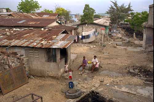 Haiti, 100.000 persone con il colera. Esplode la rabbia