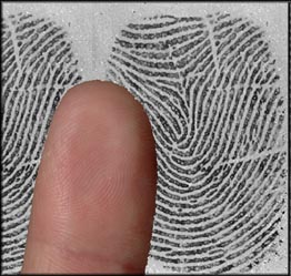 Siamo tutte e tutti Rom: il 7 luglio riempiamo di impronte digitali il Ministero dell’Interno