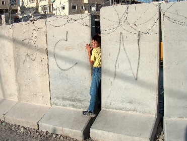 Fayad: “Costruiremo uno stato palestinese de facto entro il 2011”