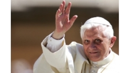 Il Papa a Cagliari: in Italia serve nuova generazione politica cattolica