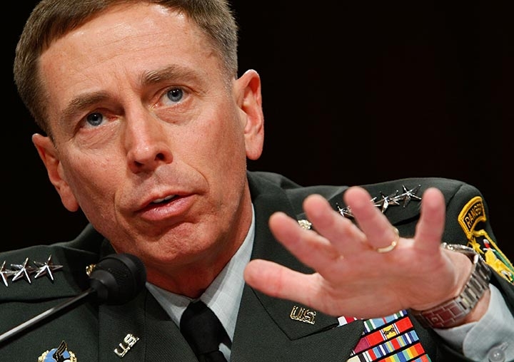 Petraeus: "Nei prossimi mesi situazione ancora più difficile in Afghanistan"