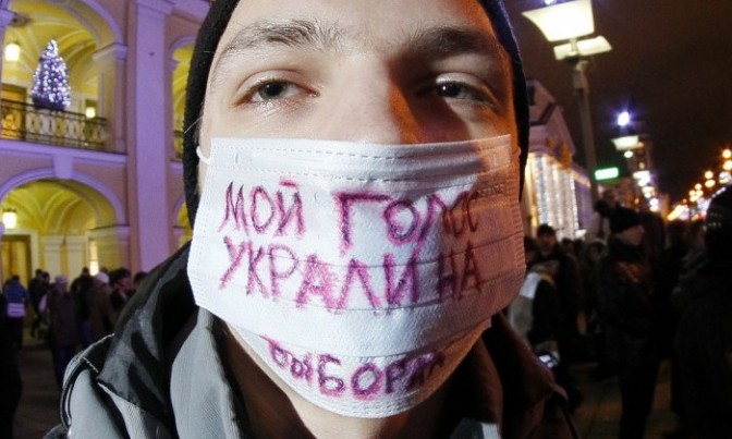 Mosca, la protesta arriva sulle tv ufficiali