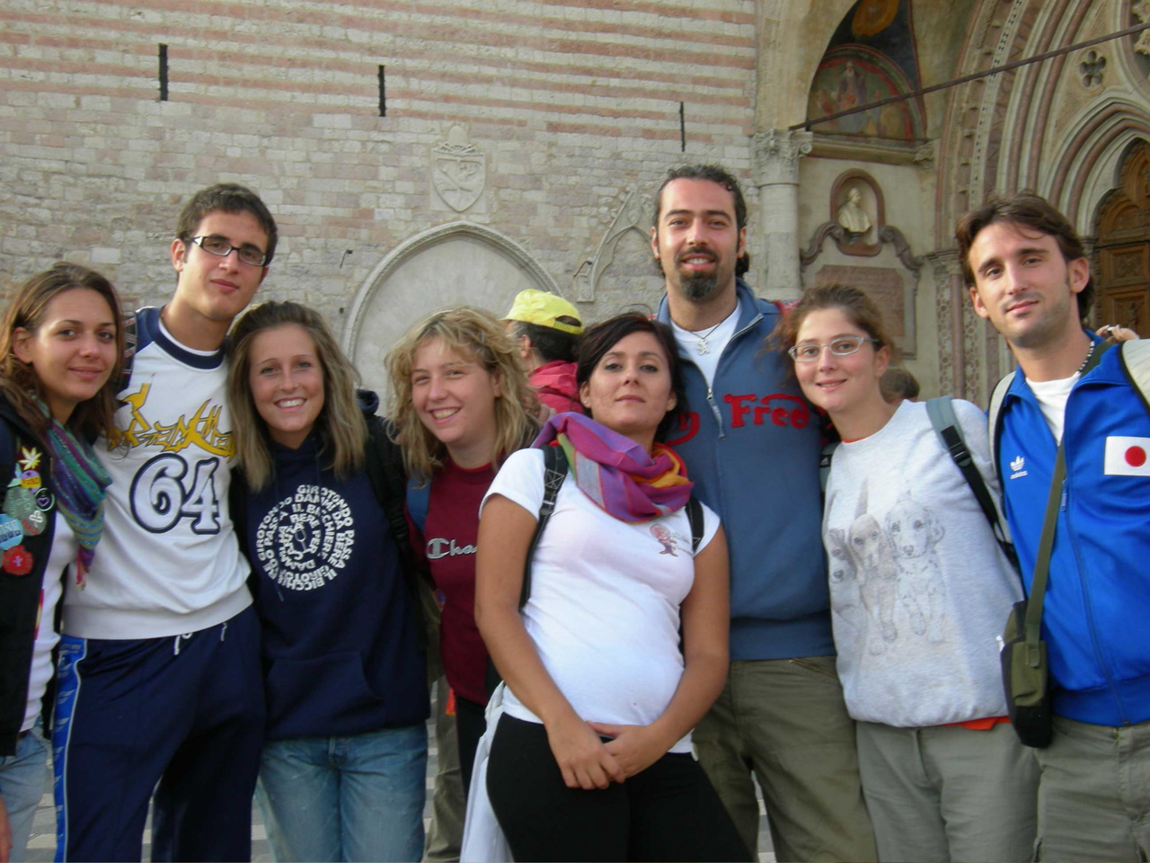 Eravamo in otto alla marcia...