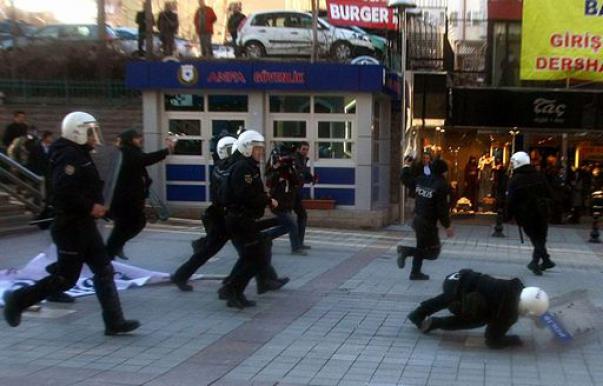Turchia: tramonto dei generali