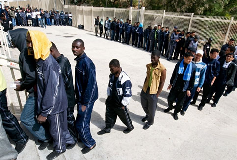 immigrati_centro_cie_nua