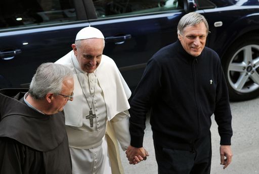 201403211819157C350EE5