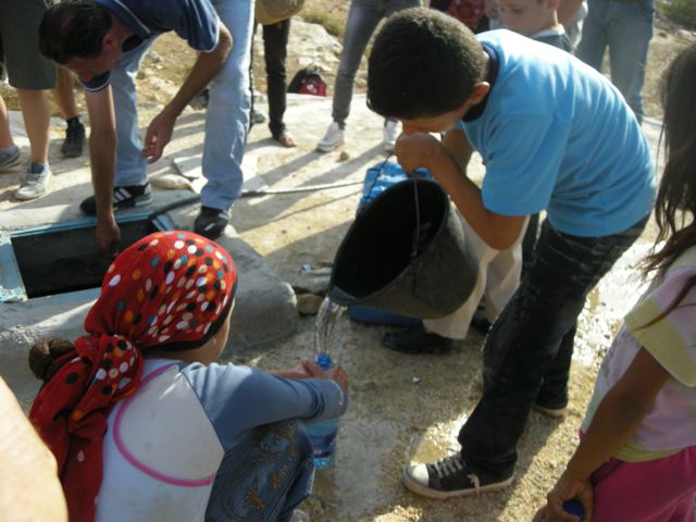 Territori palestinesi occupati: Israele raziona l'acqua ai palestinesi
