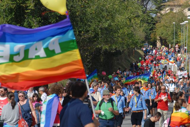 Facciamo pace con la politica