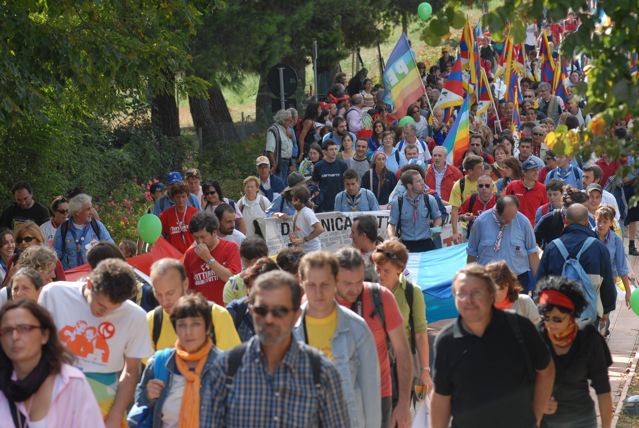 Fra pochi giorni la Perugia-Assisi. Lotti: “La politica? E’ il problema numero uno”