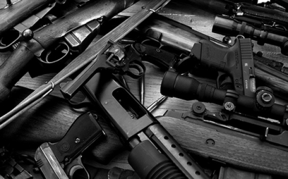 Accettare o no una commessa militare? Noi diciamo no