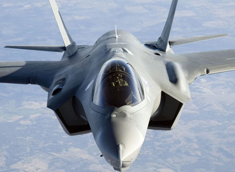 Tagli alle spese militari, e' solo fumo negli occhi